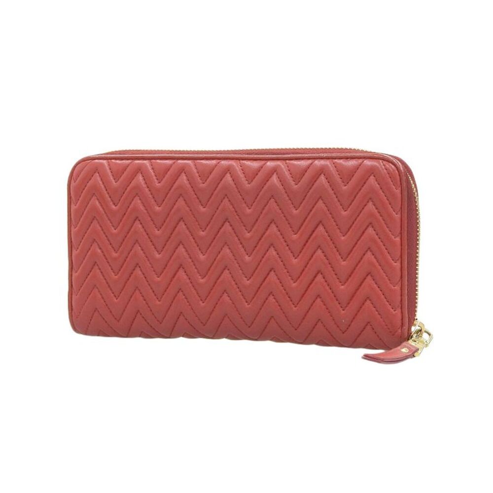 Pre Loved Hermes Miu Miu Matelasse ZipAround Wallet in Red - Picture 2 of 8